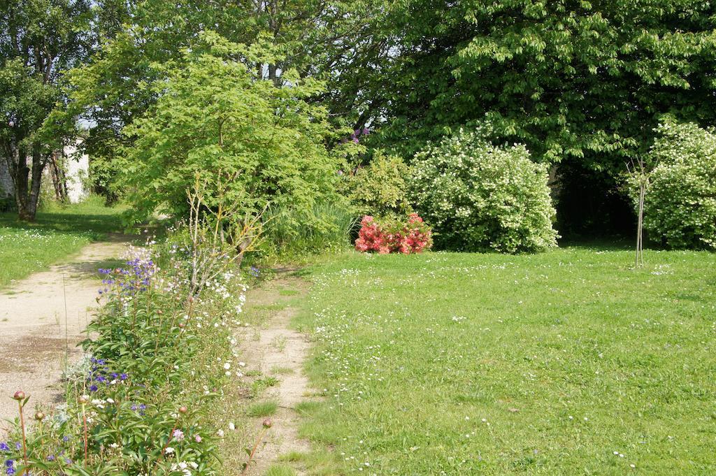 Le Clos De La Muse Saint-Junien Exteriér fotografie