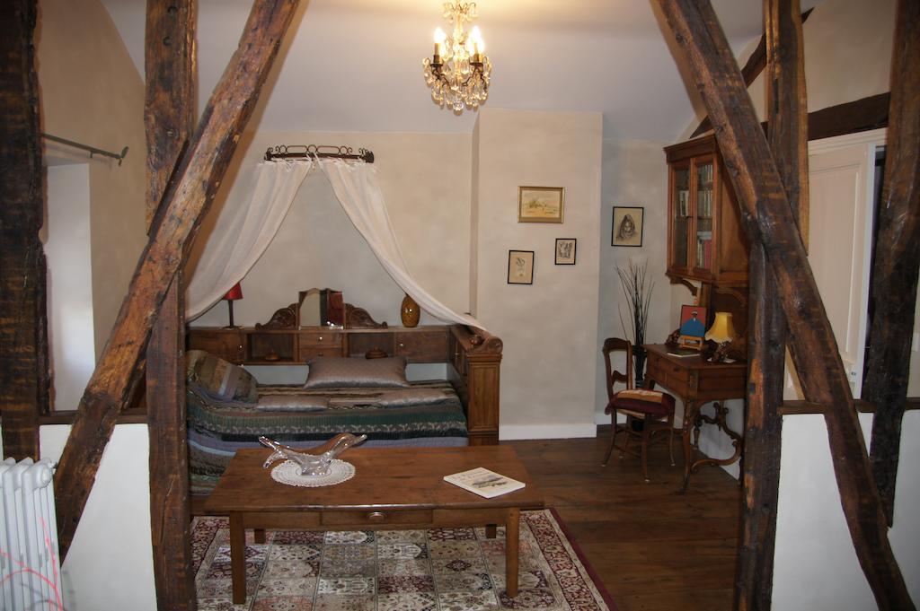 Le Clos De La Muse Saint-Junien Exteriér fotografie