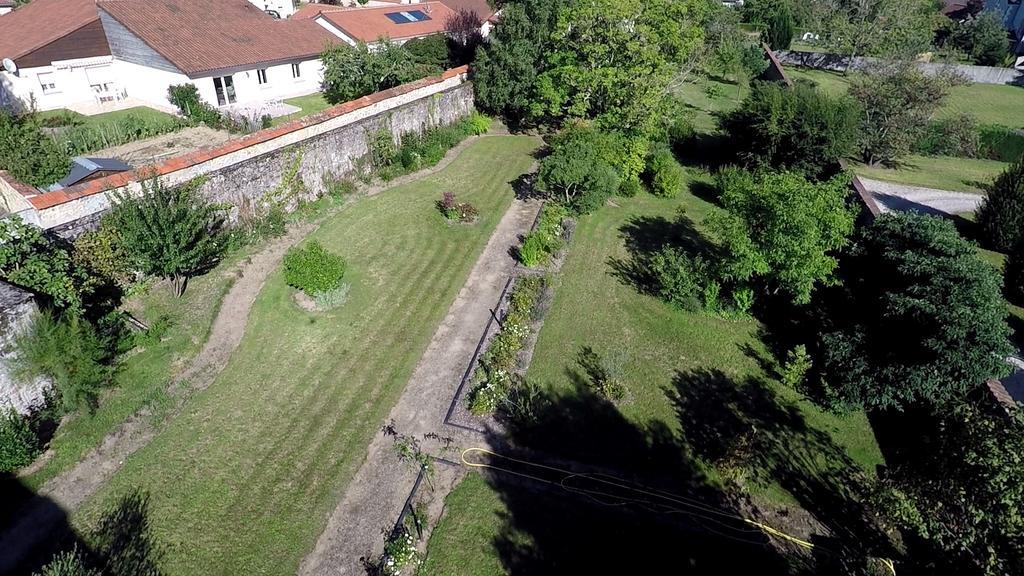 Le Clos De La Muse Saint-Junien Exteriér fotografie